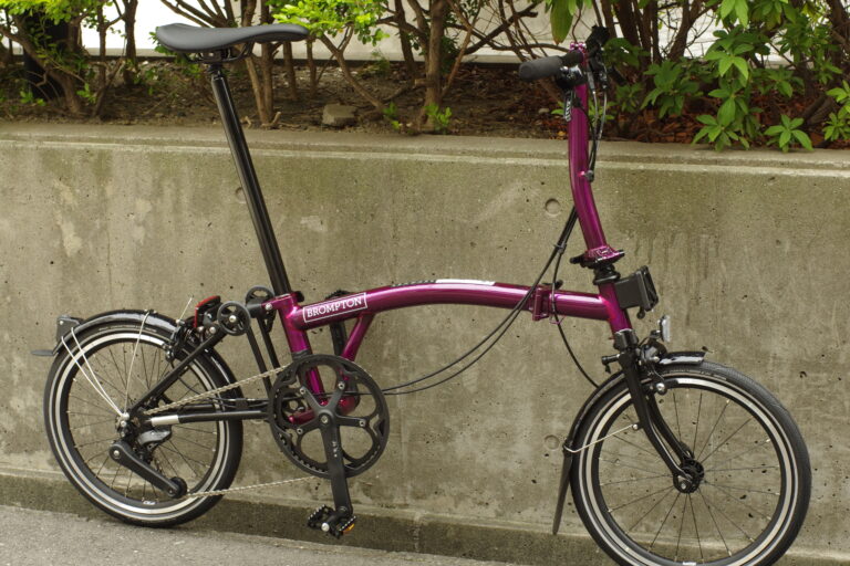 BROMPTON 外装6速　p line仕様　フルカスタマイズ　レトロ　10㎏ NEWカラー！ブロンプトン Pライン ボルトブルーラッカー入荷